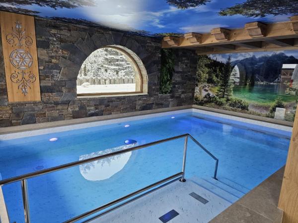 WHY NOT Myśliwska Exclusive Residence z basenem, Boek  Klein-Polen Hotels met een Zwembad, Zwembad