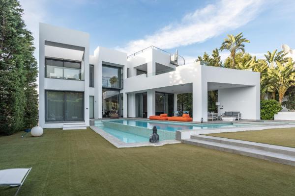 Villa Elite Maribiza, Boek  Ibiza Hotels met een Zwembad, Zwembad