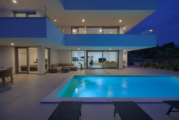 Villa I Residence, Boek  Hotels in Kvarner Islands met zwembad, Zwembad
