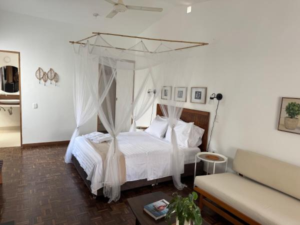 Jardinatta, Boek  Bucaramanga Santander