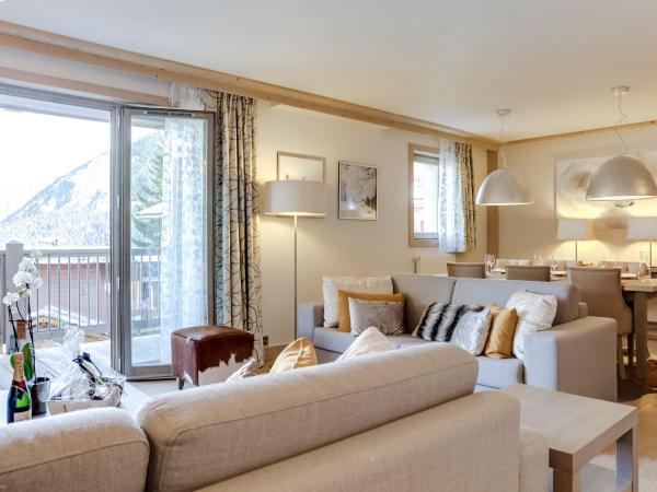 Appartement moderne 4 pièces à Courchevel Village avec parking - FR-1-562-15, Boek  Hotels in Rhone-Alpen met parkeren, Parkeren
