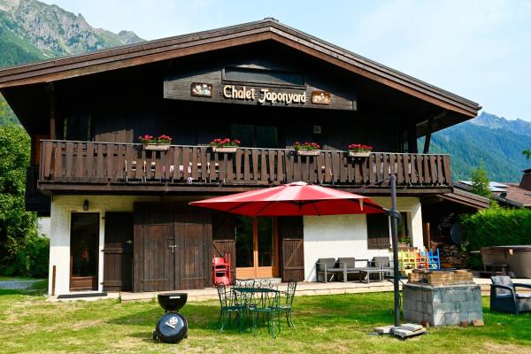Ideal For all type of families "Chalet Japonyard", Boek Chalet Hotels in Rhone-Alpen met parkeren, Parkeren