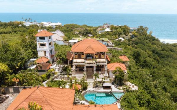 Uluwatu Mansion Hostel, Boek  Bali Hotels met Parkeerplaats, Parkeren