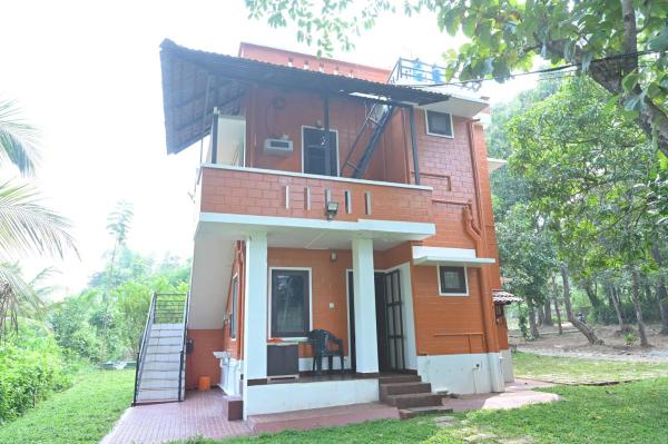 Nisarga Greens, Boek  Chittūr New Delhi