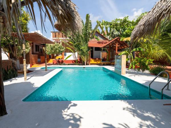 Las Barracas de la Barra, Boek  Malucano Oaxaca de Juárez