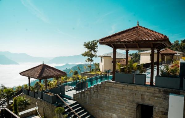 Soaltee Westend Resort Manakamana, Boek  Chitwan National Park Hotels met een Zwembad, Zwembad