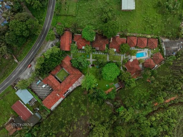Misty Grove Resort, Gudalur, Boek  Devāla Tamil Nadu