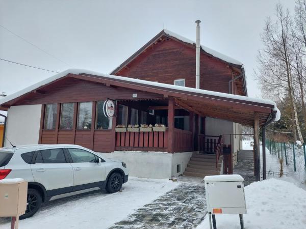Penzión Ostrva, Boek  Prešovský kraj Hotels met Parkeerplaats, Parkeren