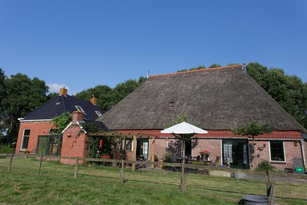 Blier Herne, Boek Boerderijverblijf Hotels in Friesland met parkeren, Parkeren