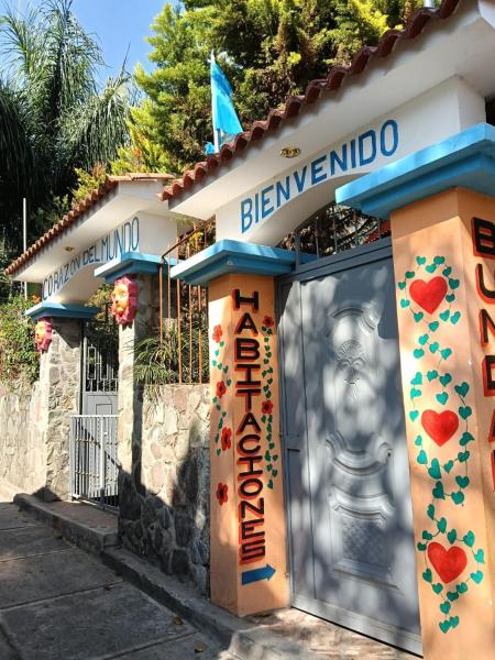 Hotel Corazon del mundo, Boek  Jaibalito Solola
