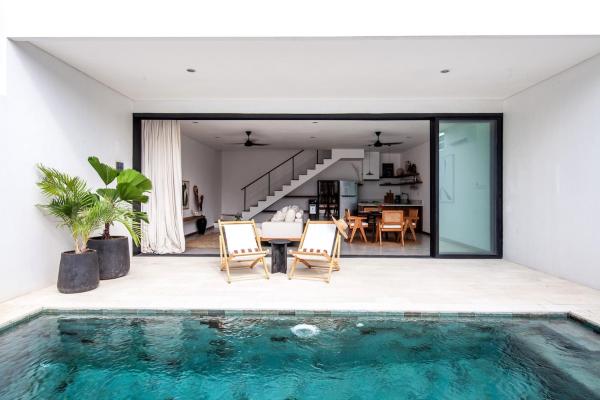 Villa Kenia 1 in Umalas, near Canggu, Boek  Bali Hotels met Parkeerplaats, Parkeren