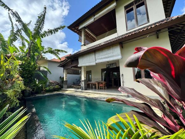 Frena Villa, Boek  Hotels in Bali met zwembad, Zwembad