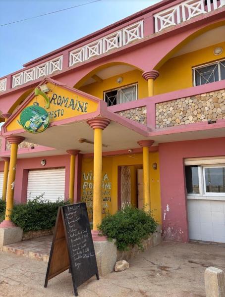 Villa Romaine, Boek  Rufisque-Bargny Hotels met een Zwembad, Zwembad