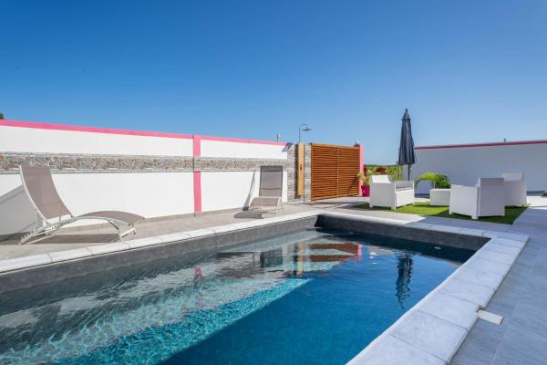 Villa Guenaslo 2, Boek  Hotels in Grande-Terre met zwembad, Zwembad