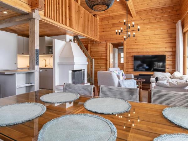 Holiday Home Villa virkeä by Interhome, Boek  Zuid Finland Hotels met Parkeerplaats, Parkeren