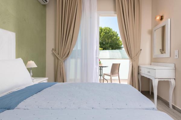 Villa Laskaridis, Boek  Limenas Limenas
