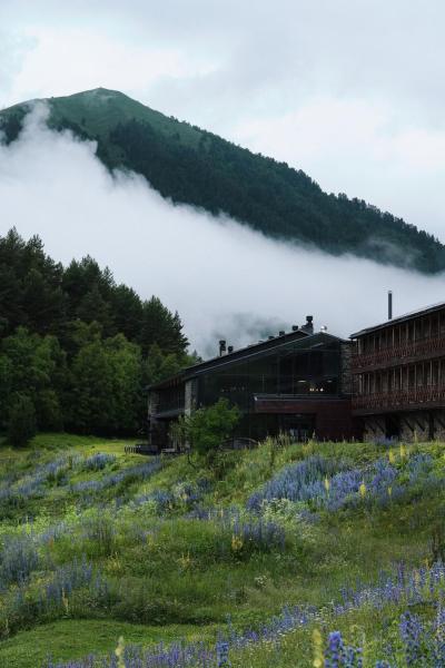 Samzeo Tusheti, Boek  Omalo 