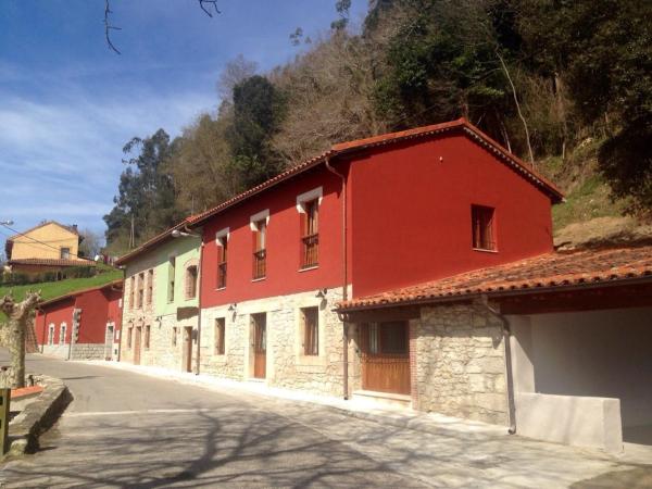 La Casuca del Esbardu Hotel, Boek  Vilde Asturië