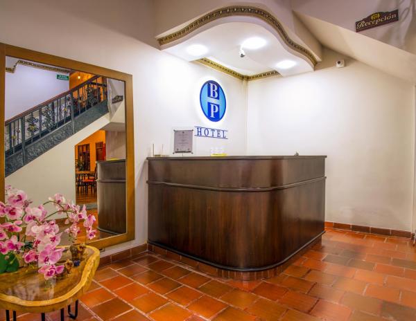 Hotel Balcones del Parque, Boek  Roldanillo Valle del Cauca