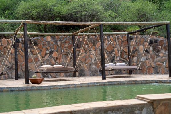 Nasuulu Lodge, Boek  Isiolo Hotels met een Zwembad, Zwembad