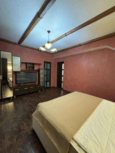 WW Home Hotel, Boek  Durleşti 
