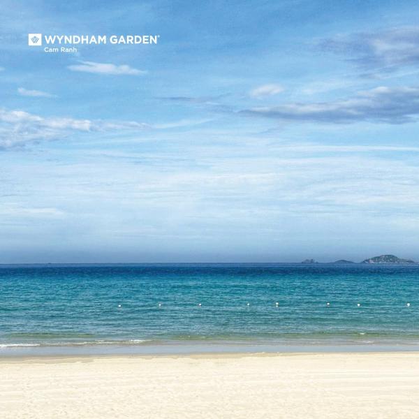 Luxury Beachfront Villa in Whyndham Garden Cam Ranh, Boek  SPA-hotels in Khanh Hoa, SPA