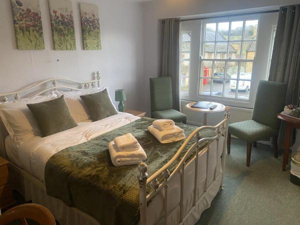 The Phelips Arms, Boek  Montacute Somerset