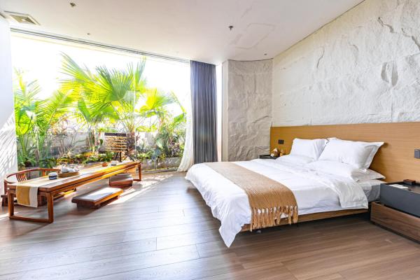 Migu Stay（Guangzhou Shiqiao Railway Station）, Boek  Guangdong Hotels met Parkeerplaats, Parkeren
