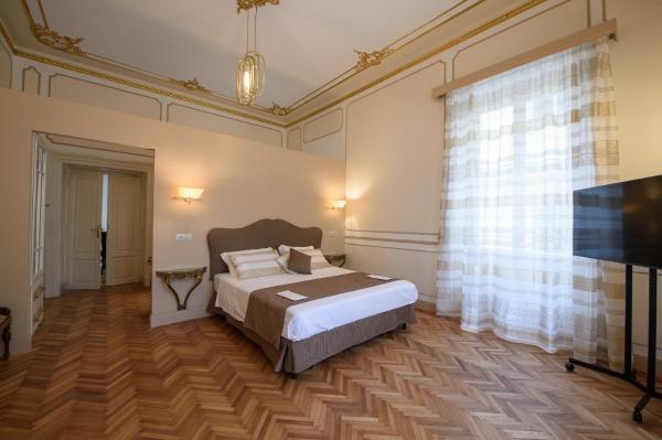 Villino Scipioni, Boek  Hotels in Lazio met parkeren, Parkeren