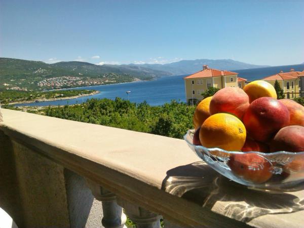 Apartments Cajic, Boek Appartement Kvarner Hotels met Parkeerplaats, Parkeren
