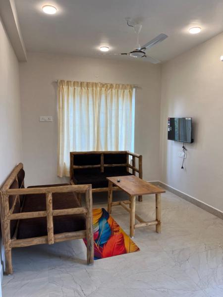 Royal Dwarka Resort, Boek  Hotels in Manegaon met zwembad, Zwembad