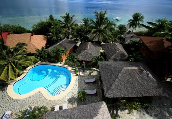 Magic Island Dive Resort, Boek Resort Visayas Hotels met Parkeerplaats, Parkeren