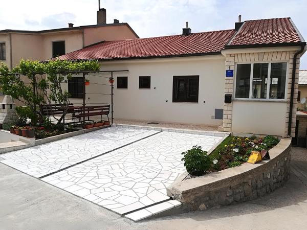Apartment and Rooms Markovic, Boek Appartement Goedkope Hotels in Kvarner