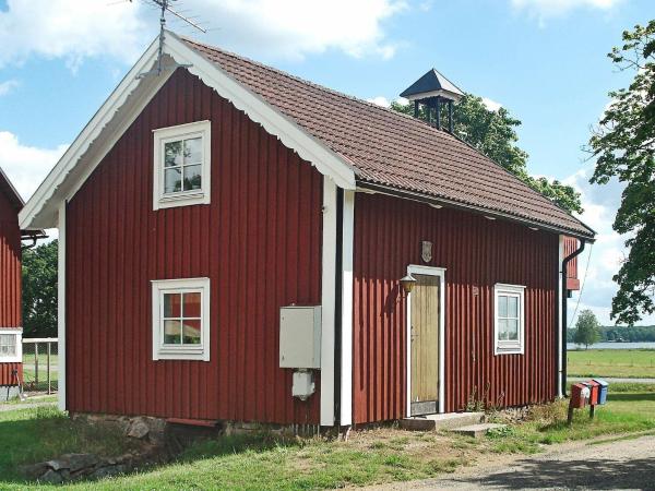 Two-Bedroom Holiday home in Lönashult 1, Boek Hotel  