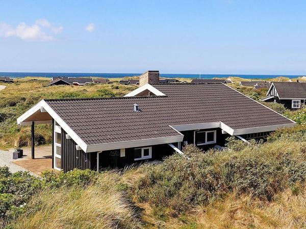 Luxury Retreat with Sea View, Boek Vakantiehuis  