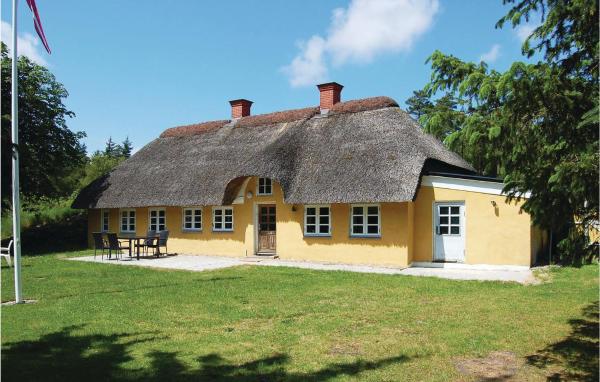 Three-Bedroom Holiday Home In Blavand, Boek Vakantiehuis Goedkope Hotels in Ho